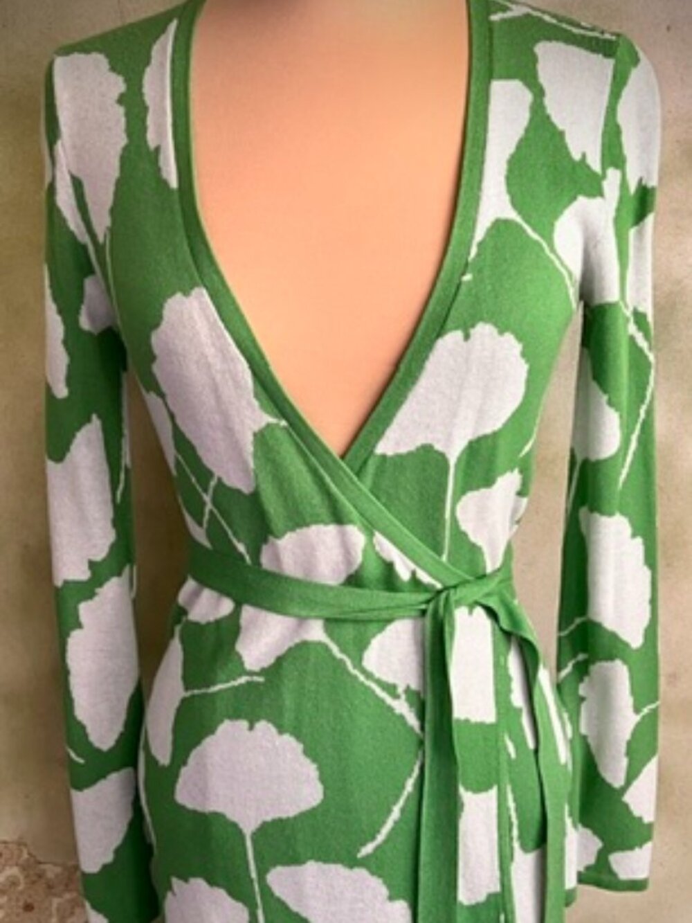 Diane von Furstenberg DVF Green White Floral Wrap Dress XXS